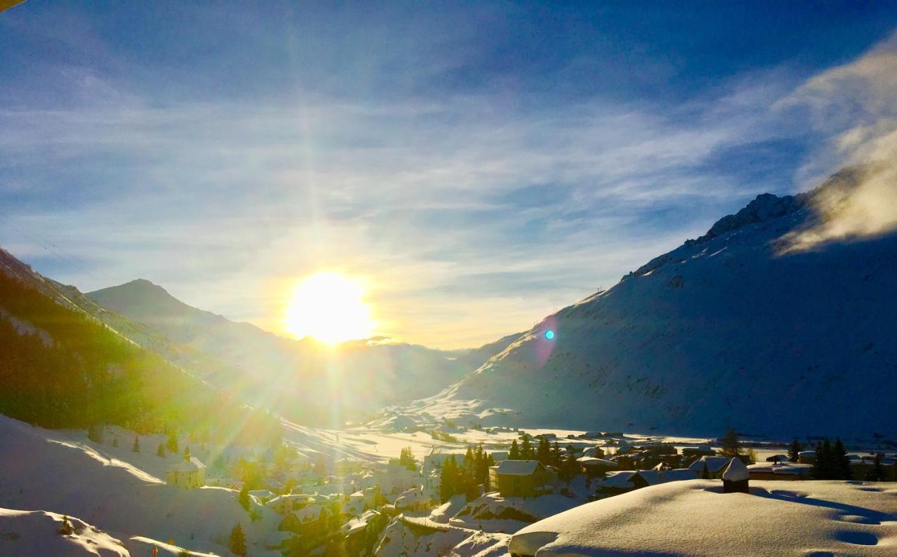 Mountain View Apartment Andermatt Bagian luar foto